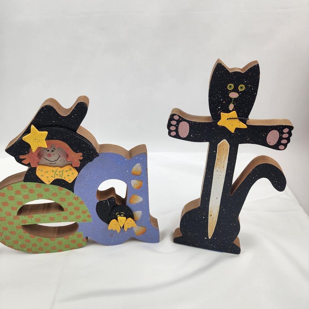 Halloween Trick Or Treat Hand Painted Letters Shelf Sitter Scarecrow Ghost Cat - Picture 10 of 10